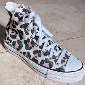 Converse Platform Hightop Leopard Print -Like NEW